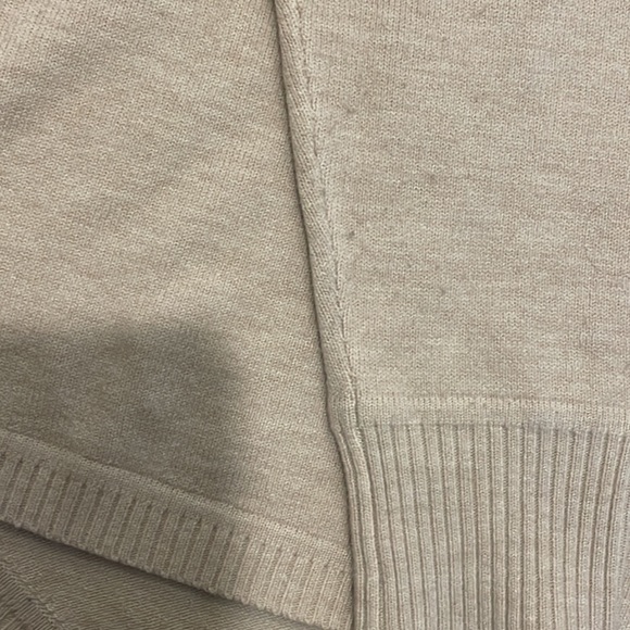 French Connection oversized high- low beige round neck sweater size s - Picture 4 of 5
